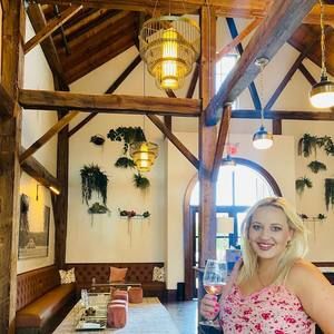 Meet your Posher, Megan